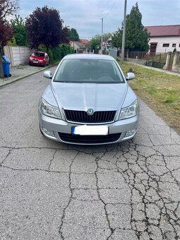 Predám Octavia 2 1.6tdi facelift - 3
