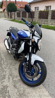 Suzuki SFV 650 Gladius - 3