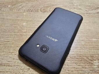 Odolny Samsung xcover 4S plnefunkcny ma len jemne znamky pou - 3