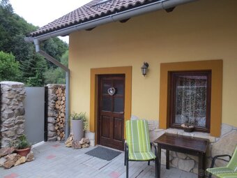 Na predaj ubytovanie pre turistov v Sklený Tepliciach s Rod - 3