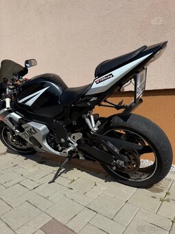 Suzuki GSX-R 600 - 3