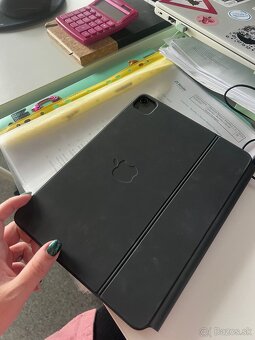 Apple Ipad M1 256gb 2022 plus klavesnica a pero - 3