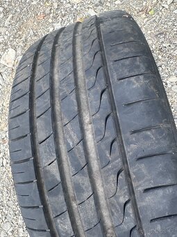 215/40r17 - 3