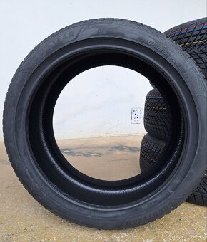 Nove zimne pneu 245/40 R19 GoodYear UltraGrip Perfomance 3 - 3