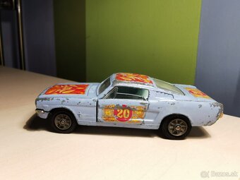 Corgi toys Mustang - 3
