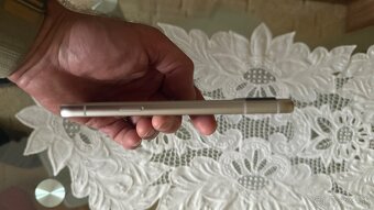 Google pixel 8a - 3