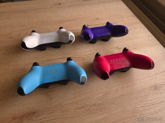 PS5 DualSense ovládač - 3