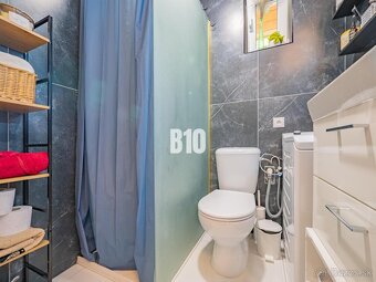 KRÁSNA CHATA v Nitrianskych Hrnčiarovciach na celoročné býva - 3