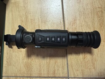 Termovízny zameriavač Hikmicro Thunder TQ50 2.0 - 3