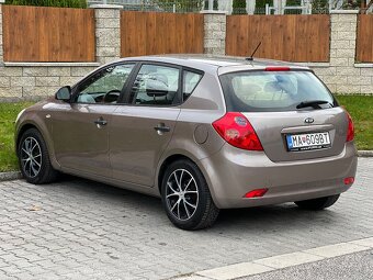 Kia Ceed 1.6i - 3