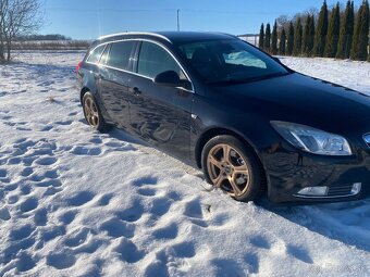 Opel Insignia sport tourer - 3