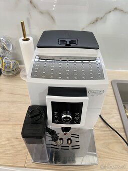 Cappuccina DeLonghi ECAM - 3