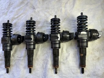 038130073BA Vstrekovac 1,9tdi/96kw - 3