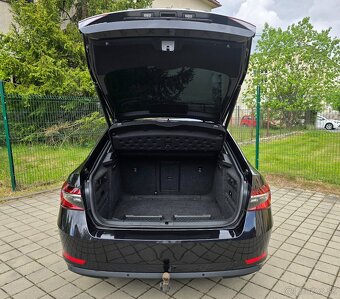 Škoda Superb Premium Edition 147kW KESSY vyhr.čelné sklo sed - 3