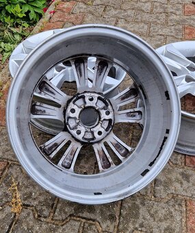 Predám originálne disky 3ks na Hyundai i30 6,5Jx16" 52910-A - 3
