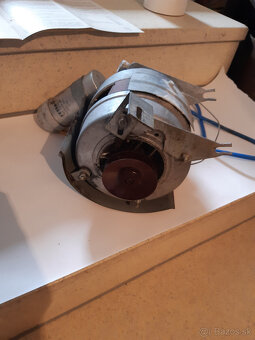 Motor z pracky 190w - 3