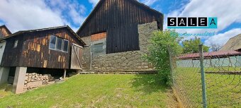 Záhrada o výmere 616m2 a stodola s garážou 105m2 vhodná na r - 3