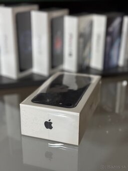 Apple iPhone 7 - Zberateľský kus - 3