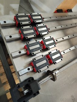 Nedokonceny projekt CNC frézy - 3