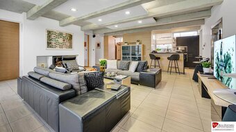Predaj moderná 5 izbová vila, 265 m2, pozemok 953 m2, bazén, - 3