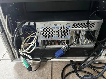 PC case mediaserver - 3