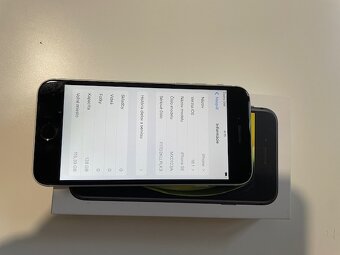 Krásny Iphone SE 2020 128GB White batéria 100 percent - 3