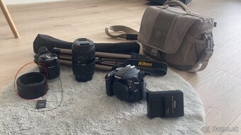 Teleobjektív TAMRON 70-300mm f/4-5.6 Di LD Macro 1:2 - 3