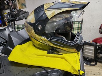 Použité prilby - 3