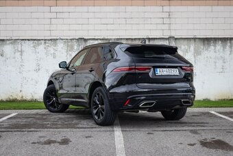Jaguar F-Pace 3.0 I6 P400 MHEV R-Dynamic Black AWD A/T - 3