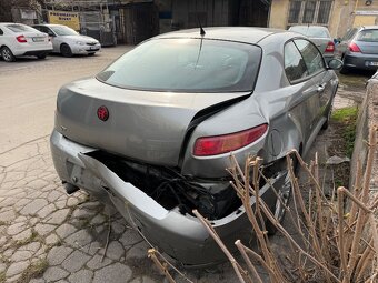 Alfa Romeo GT 1.9 JTD - 3