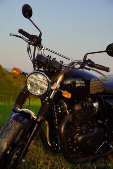Royal Enfield Interceptor 650 - 3