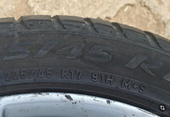225/45 R17 Mercedes - 3