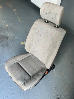 Otočné sedadlo Transporter T4 - 3