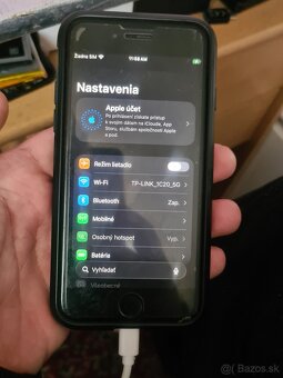 Predám iphone se 2022 128 GB. 5g. - 3