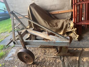 Predám pluh 3x30 - 3