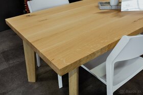 Jedálensky stôl - celomasívny dubový - 3