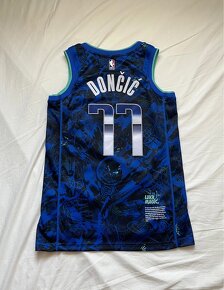 NBA dres Luka Doncic Rookie of the year. - 3