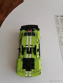 Lego technic auto - 3