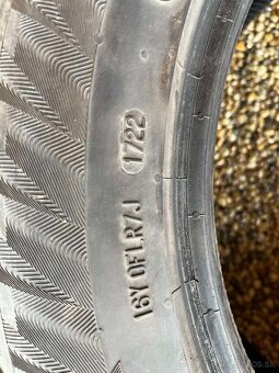 225/55 R 17 - PREDÁM SADU ZIMNÝCH PNEU LEN ZA 100 € - 3