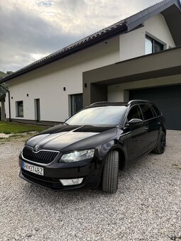 Škoda octavia 3 4x4 110kw manuál - 3