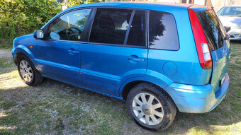 Ford Fusion - 3