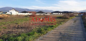 predáme stavebný pozemok 756m2 + stavebné povolenie, Čaňa, K - 3