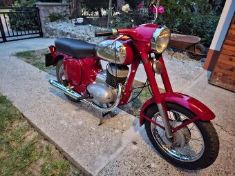 Jawa 250 559 - 3
