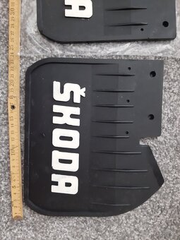 Škoda 105, 120 M, 130, Rapid nové zadní zástěrky - 3