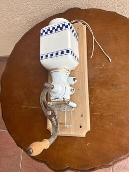 Nástenný mlynček na kávu - 3