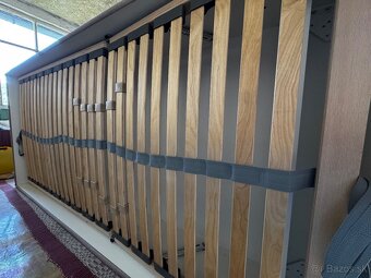 Polohovacia posteľ s matracom - 3