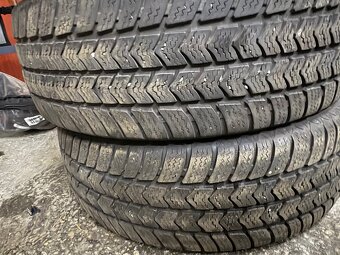 Predám pneu 195/60 r16C - 3