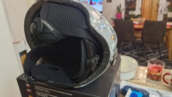 Prilba Blizzard sivá - 3