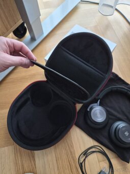 Bang & Olufsen H9 3rd gen - 3