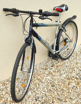 Cestný trekingový bicykel - 3